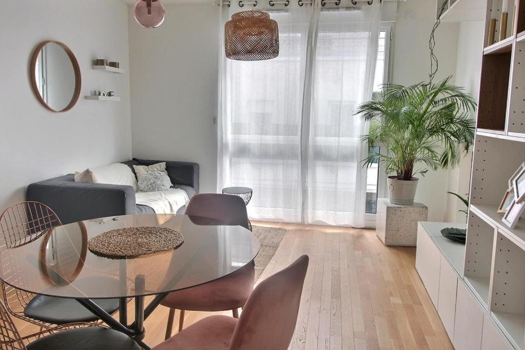 Le Toit Du Montvalerien Suresnes Apartment Bagian luar foto
