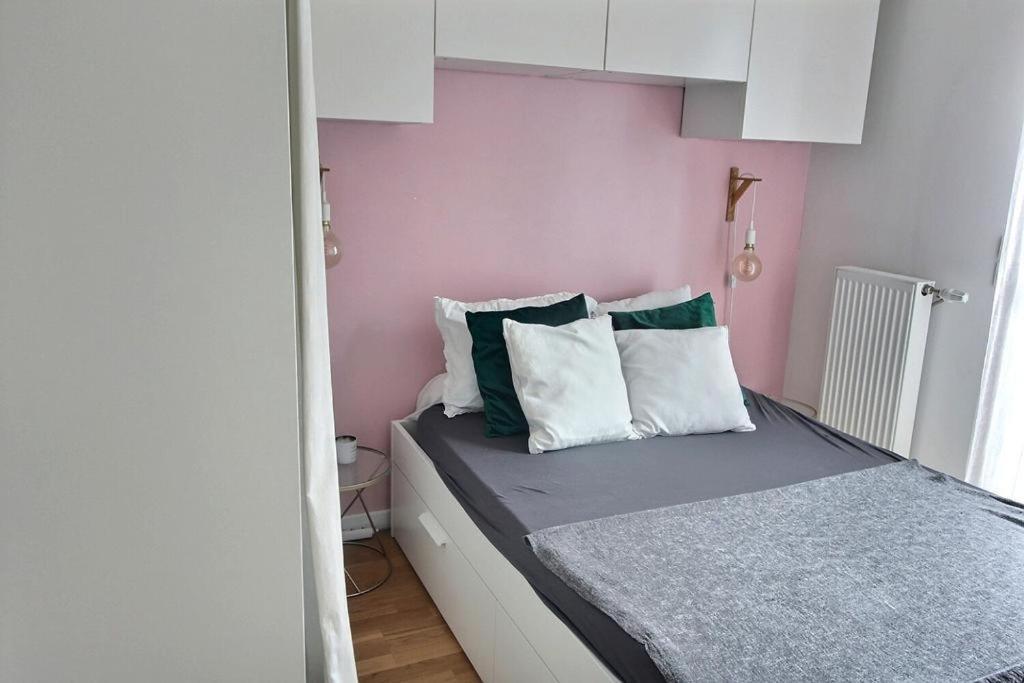Le Toit Du Montvalerien Suresnes Apartment Bagian luar foto