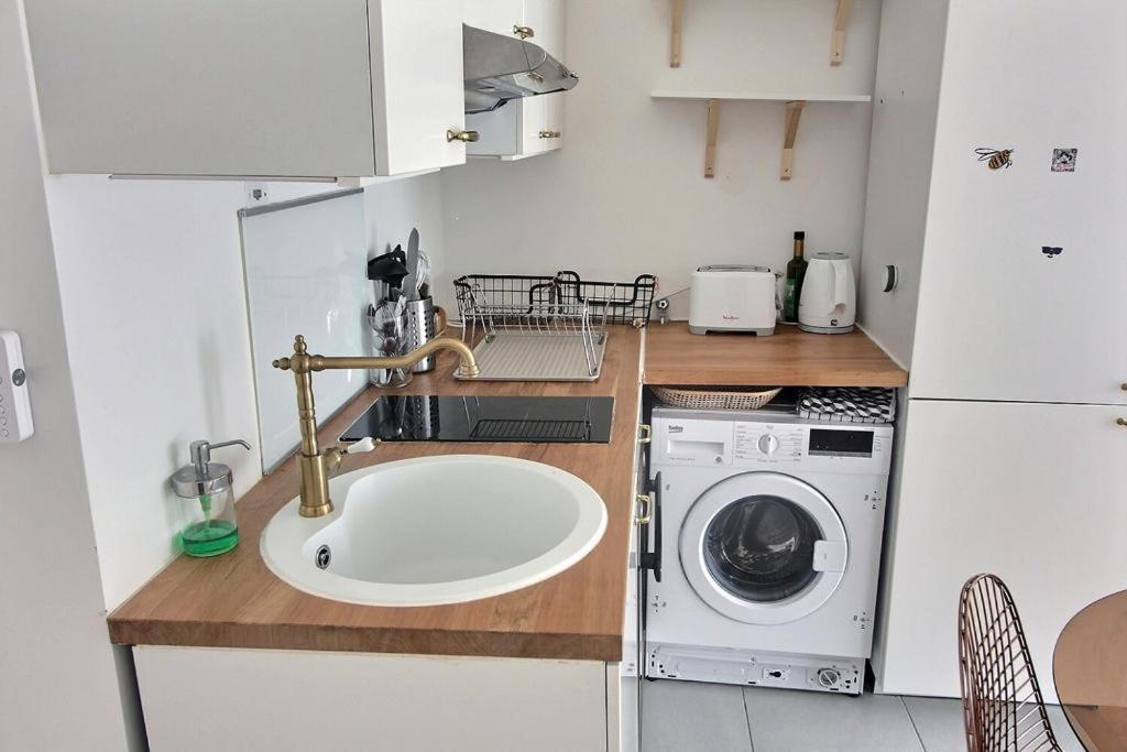 Le Toit Du Montvalerien Suresnes Apartment Bagian luar foto