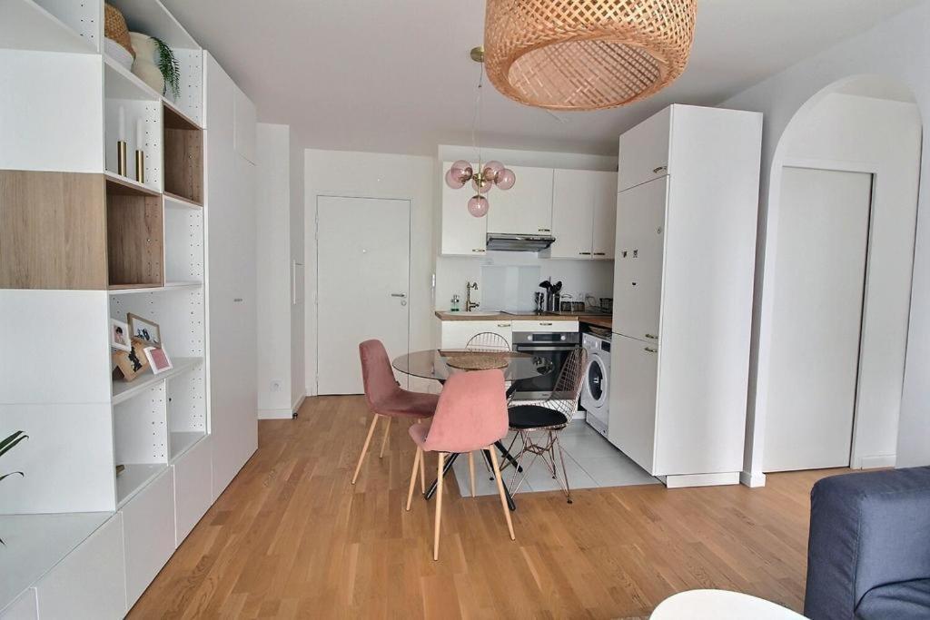 Le Toit Du Montvalerien Suresnes Apartment Bagian luar foto